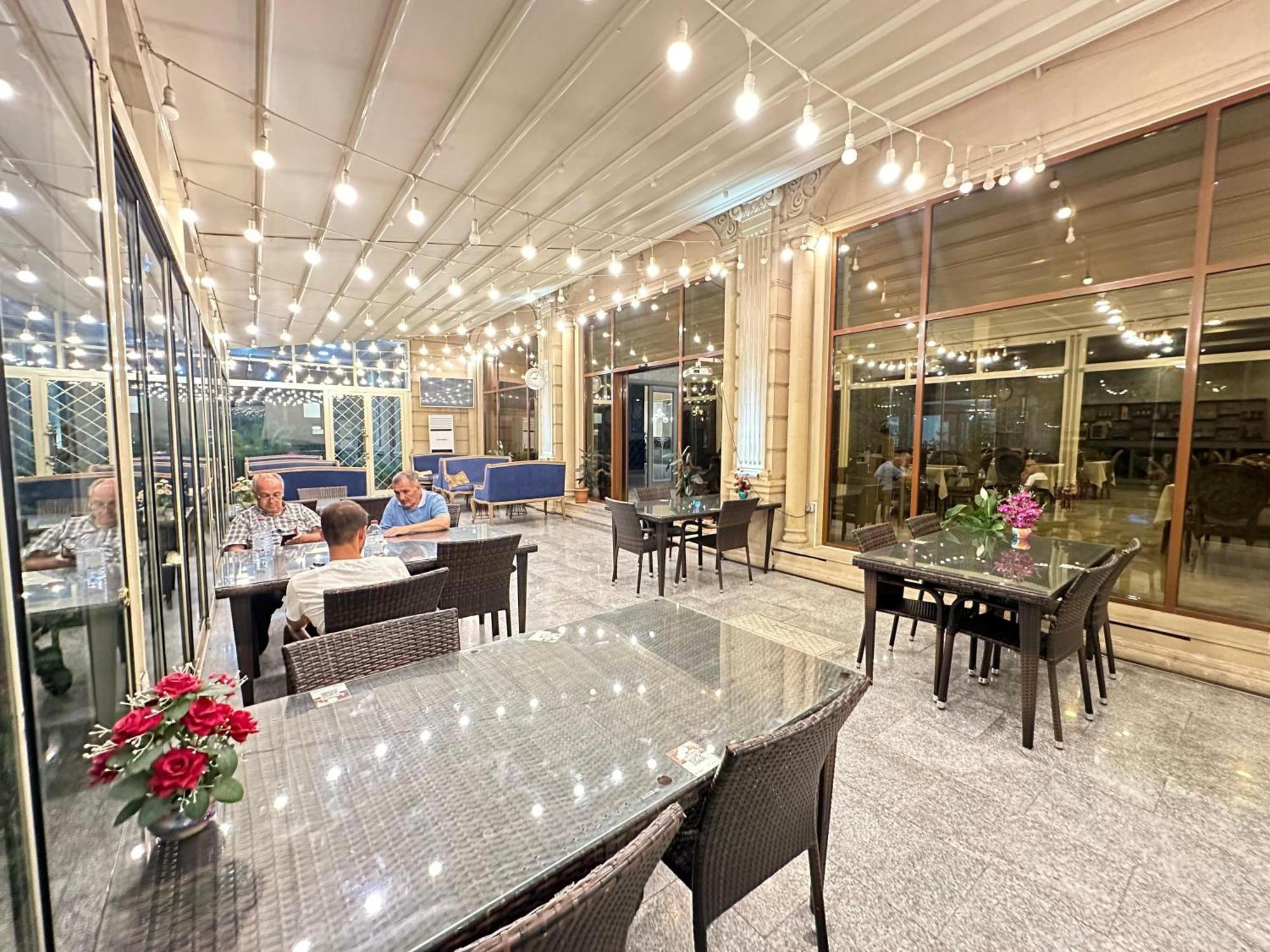 Gm City Hotel Baku Extérieur photo